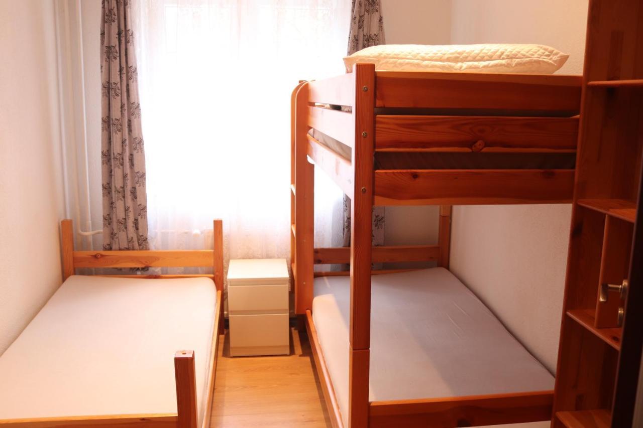 Apartman 825 ヤーヒモフ エクステリア 写真