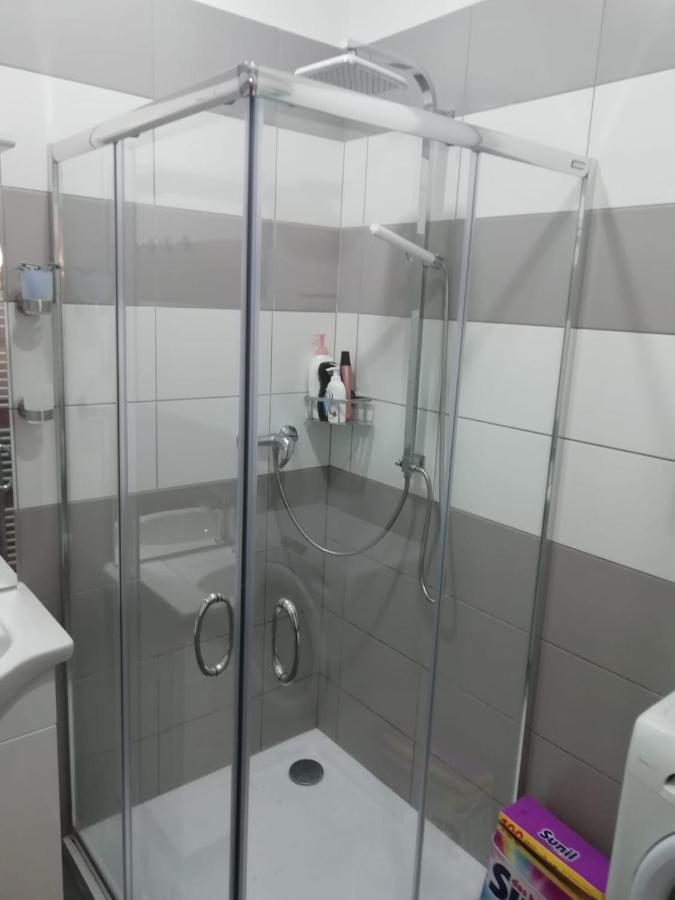 Apartman 825 ヤーヒモフ エクステリア 写真