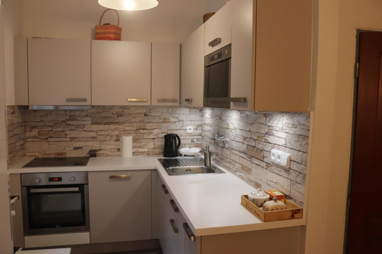 Apartman 825 ヤーヒモフ エクステリア 写真