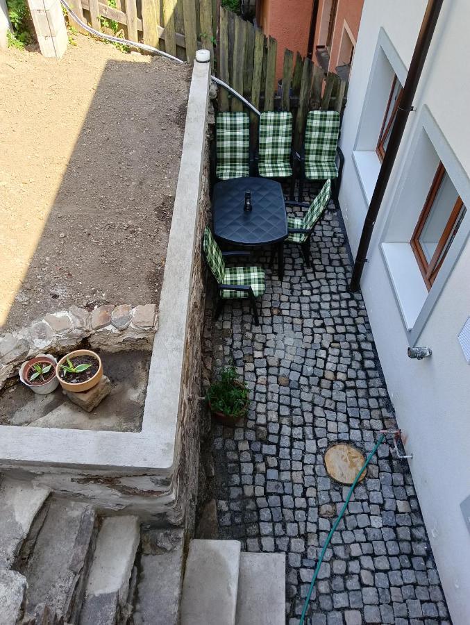 Apartman 825 ヤーヒモフ エクステリア 写真